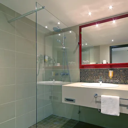 Mercure Messe Hotel 4*