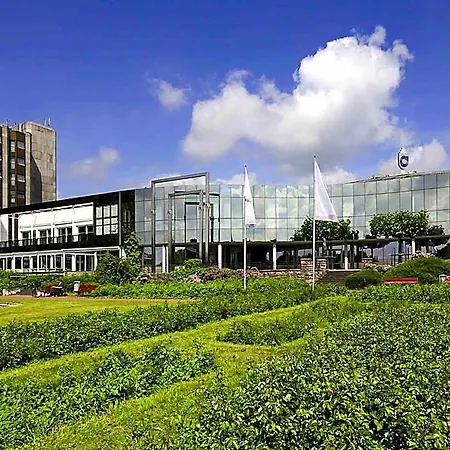 Mercure Messe 4*